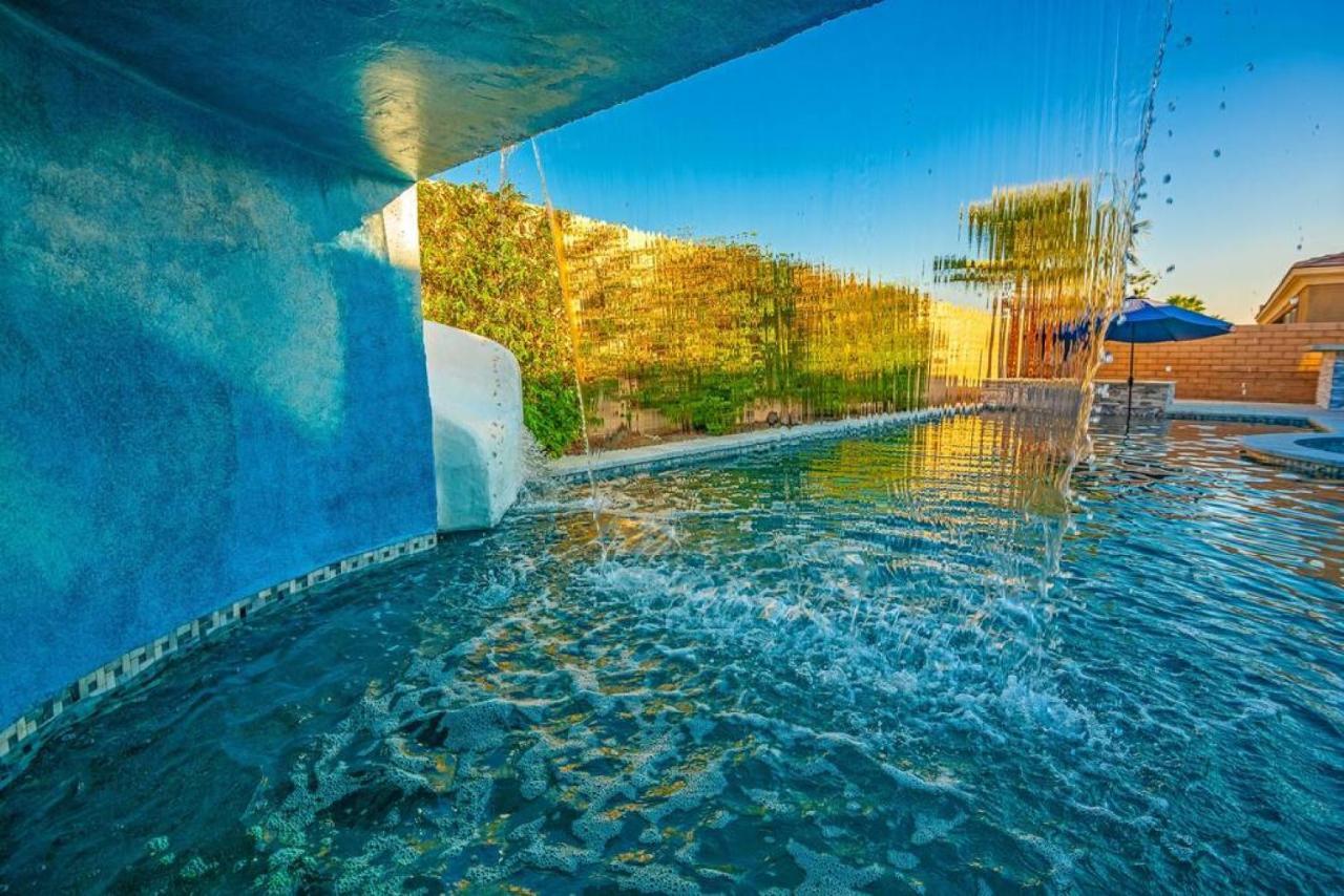 Sentiero - New Resort Style Living, Multi Level Pool 인디오 외부 사진